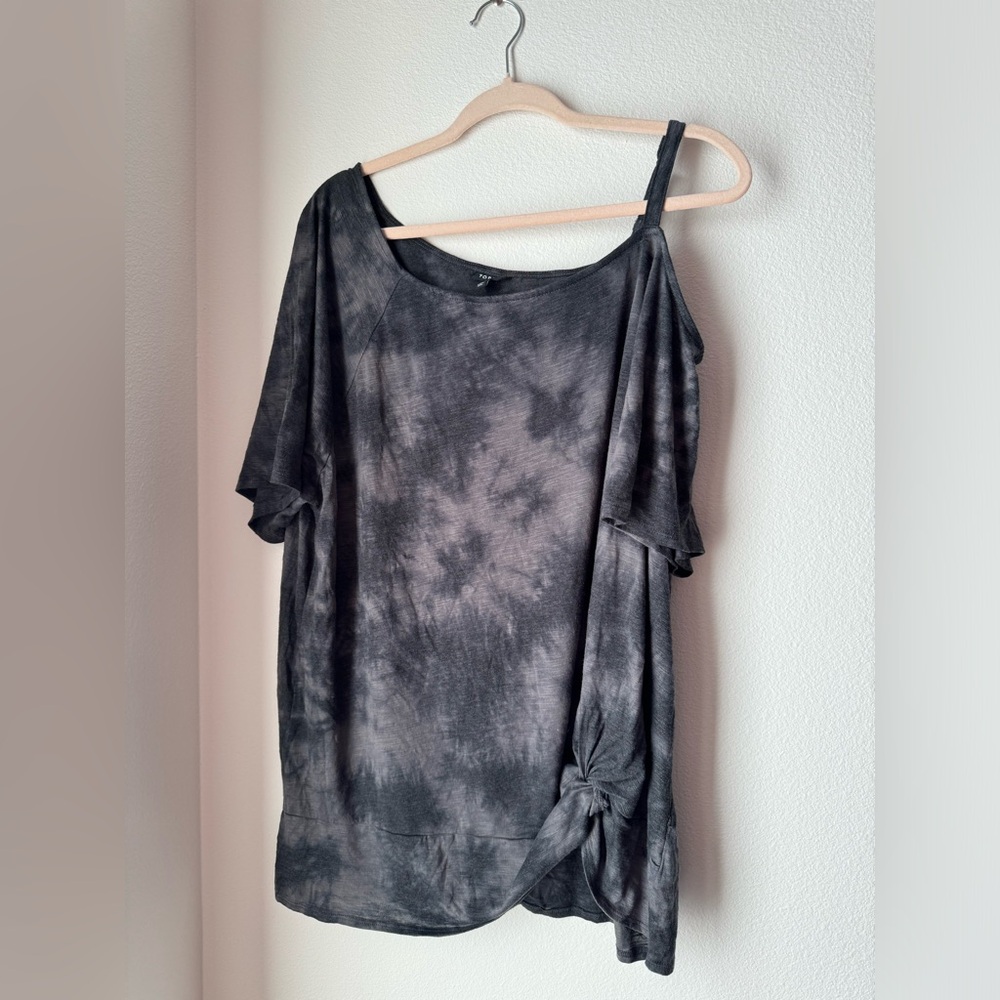 Torrid Off Shoulder Top 3